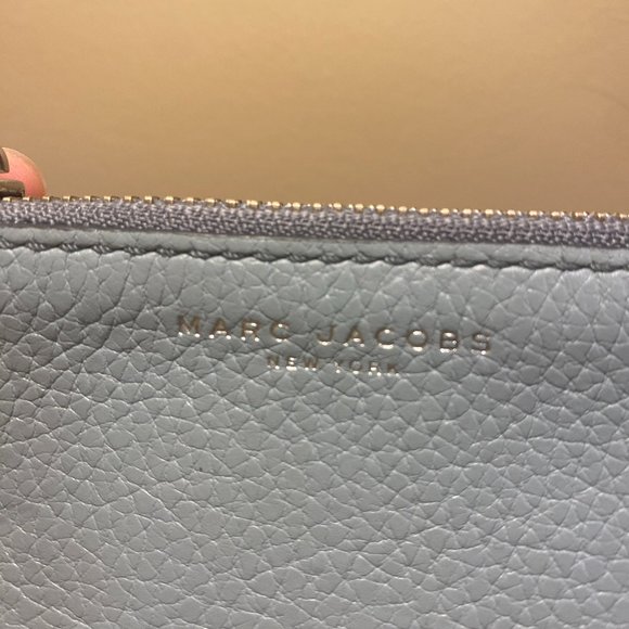 Marc Jacobs Zip Wallet - Picture 2 of 6